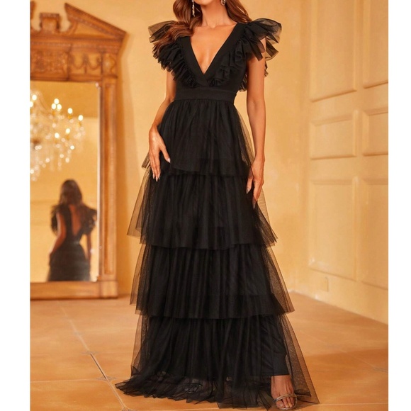 Luxe Black Plunging Neck Ruffle Sleeve Evening Party Formal Dress - Picture 1 of 5